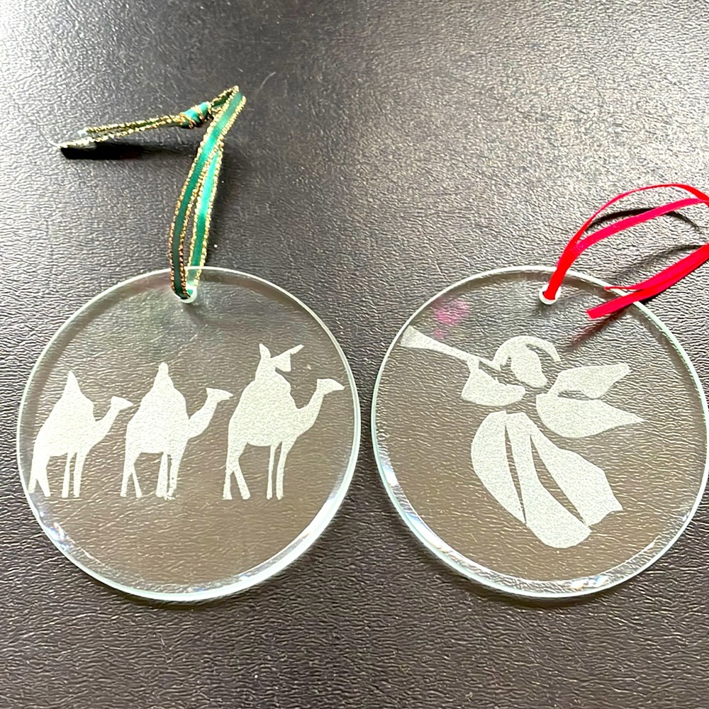 2 Etched glass ornaments. 3” round.